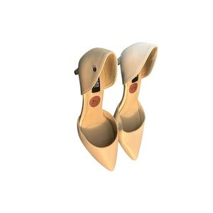 Women’s Jones of New York Elegant Cream Women's Shoes Size 7 1/2